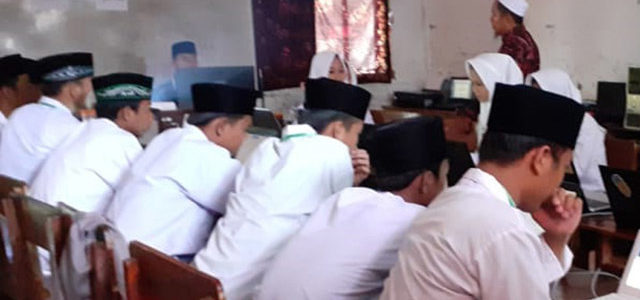 SMK AL-Hikmah Kokop Libur ditengah Pandemi SMK AL-Hikmah Kokop Libur ditengah Pandemi